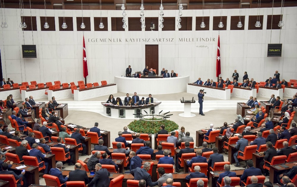 TBMM Genel Kurulu’nda Irak ve Suriye ile ilgili Başbakanlık tezkeresi oturumu başladı