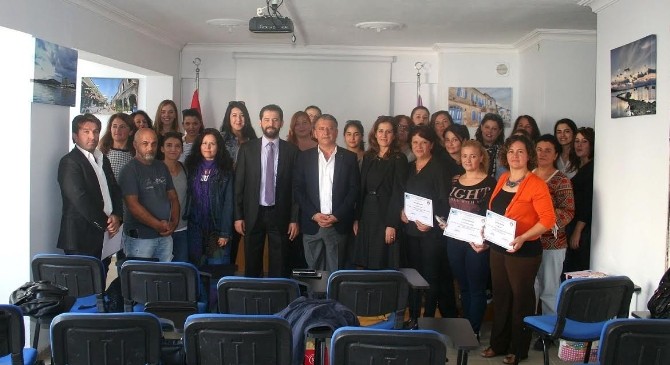 Çeşmeli girişimciler sertifikalarını aldı