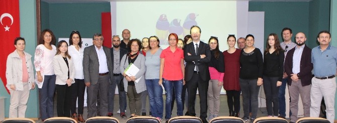 Bayraklı’da öğretmenlere “geri dönüşüm” anlatıldı