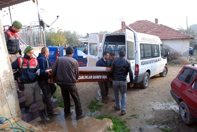 İki çocuk annesi, birlikte olduğu adamı öldürdü