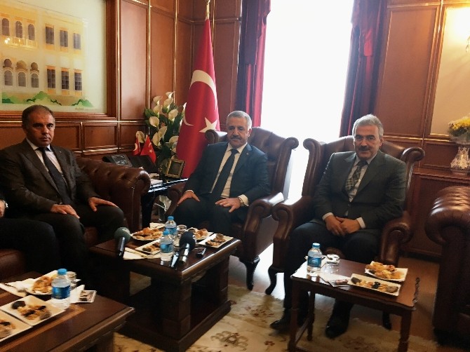 Bakan Arslan’dan İzmir Valiliğine ziyaret