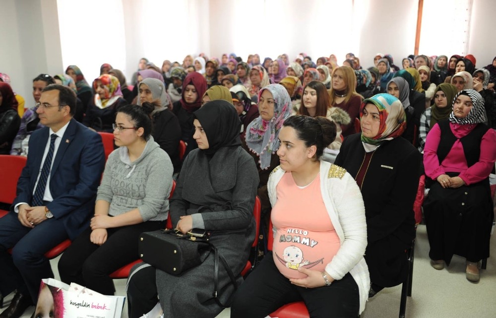 Başkan Tiryaki vatandaşla el ele