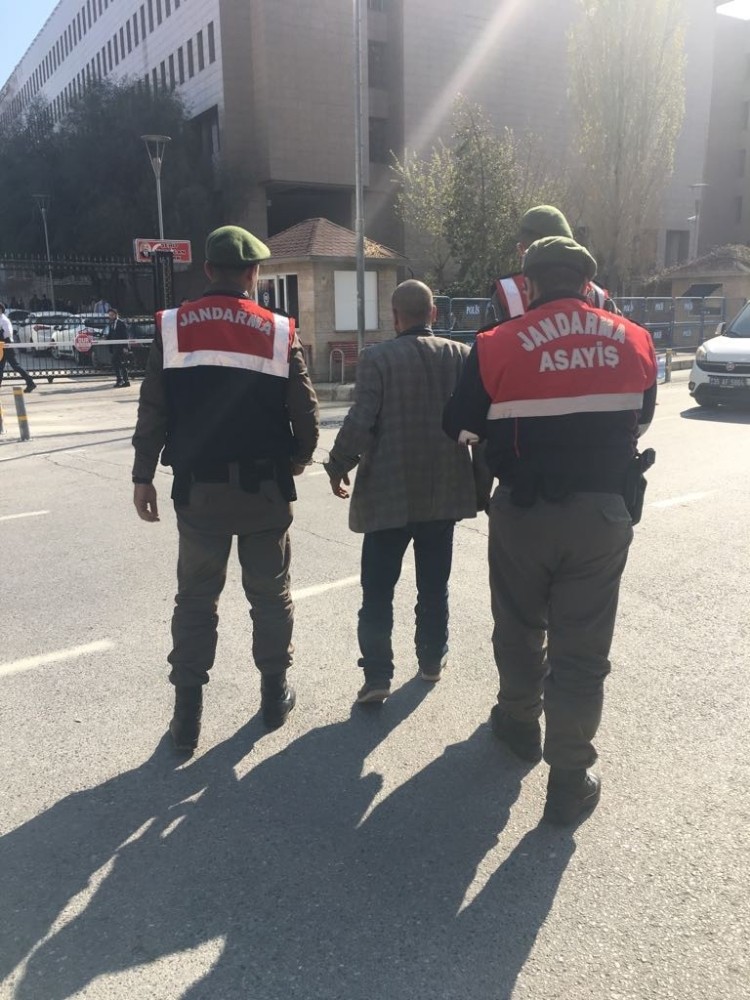 Her yerde aranan firari suç makinesi yakalandı