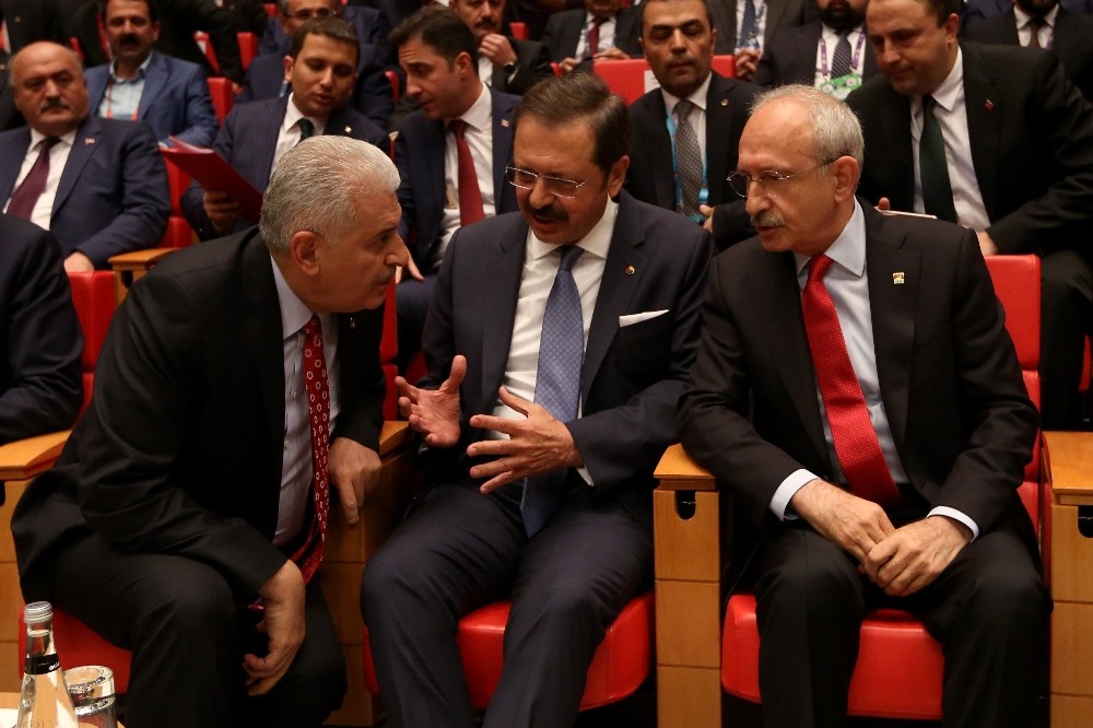 Kılıçdaroğlu: “Her muhalifi FETÖ’cü diye suçlarsanız, FETÖ’cülüğü ödüllendirirsiniz”