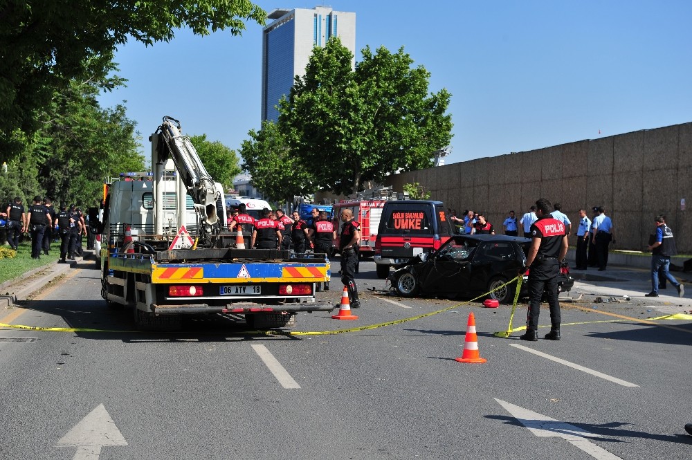 Ankara’da feci kaza: 9’u ağır 17 yaralı