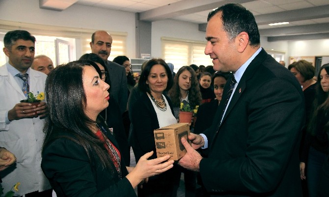 Taşdelen’den 24 Kasım Öğretmenler Günü ziyareti