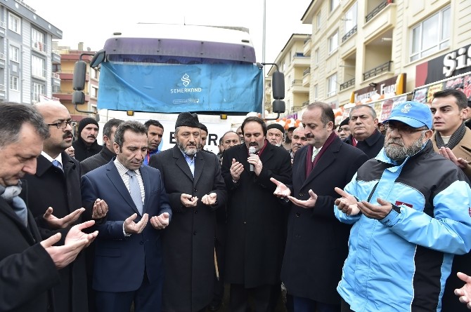 Halep için toplanan yardımlar uğurlandı