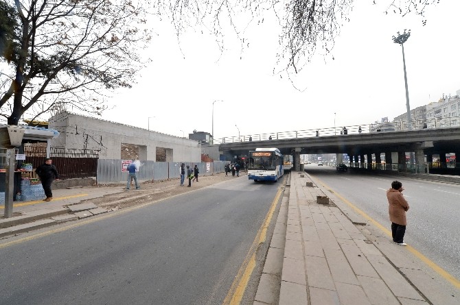 TCDD’nin Sıhhiye’deki Başkentray çalışması