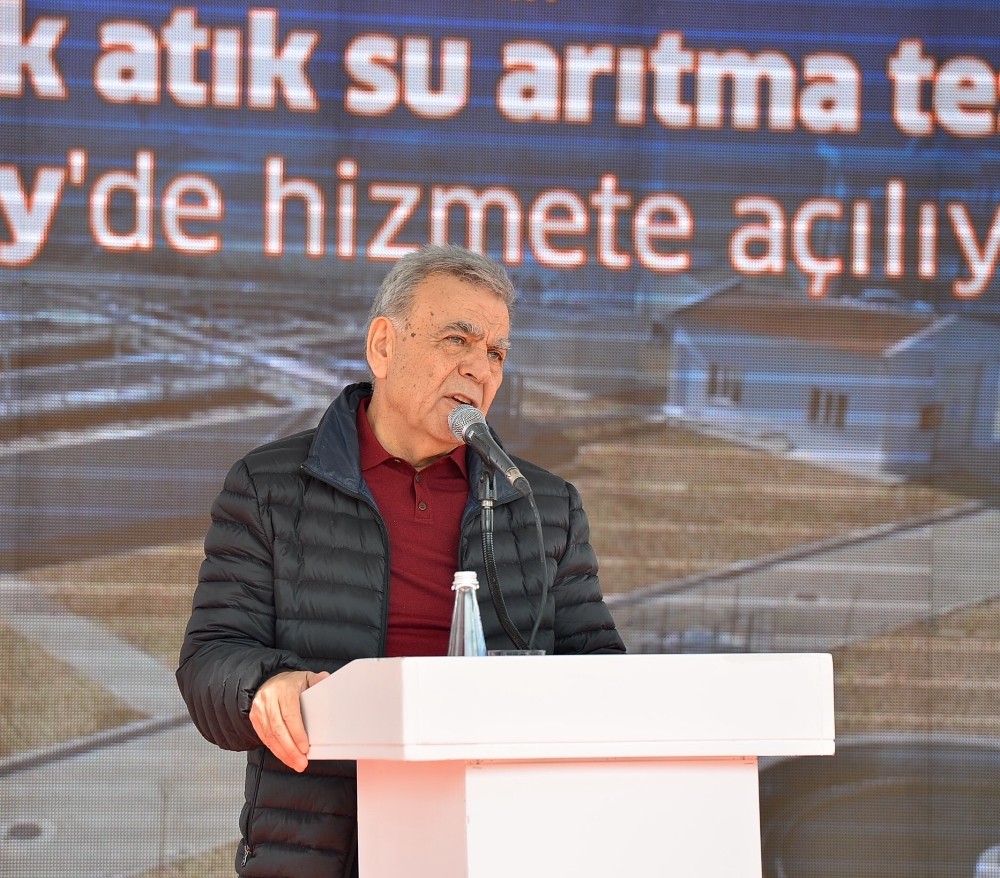 Başkan Aziz Kocaoğlu’ndan ’İzmir köy’ çıkışı