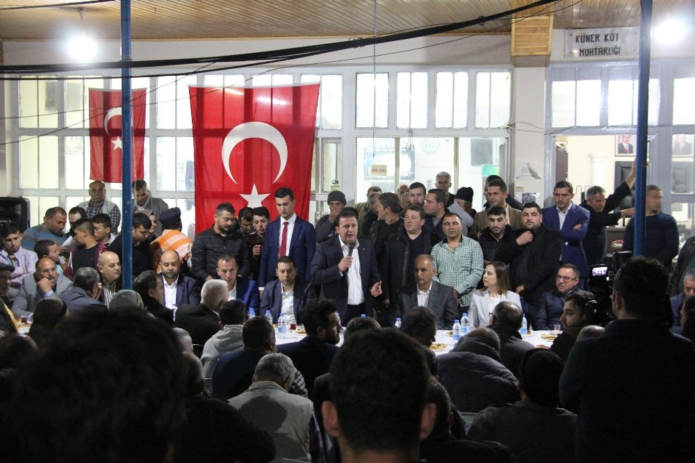 Menderes’te davullu zurnalı referandum çalışması