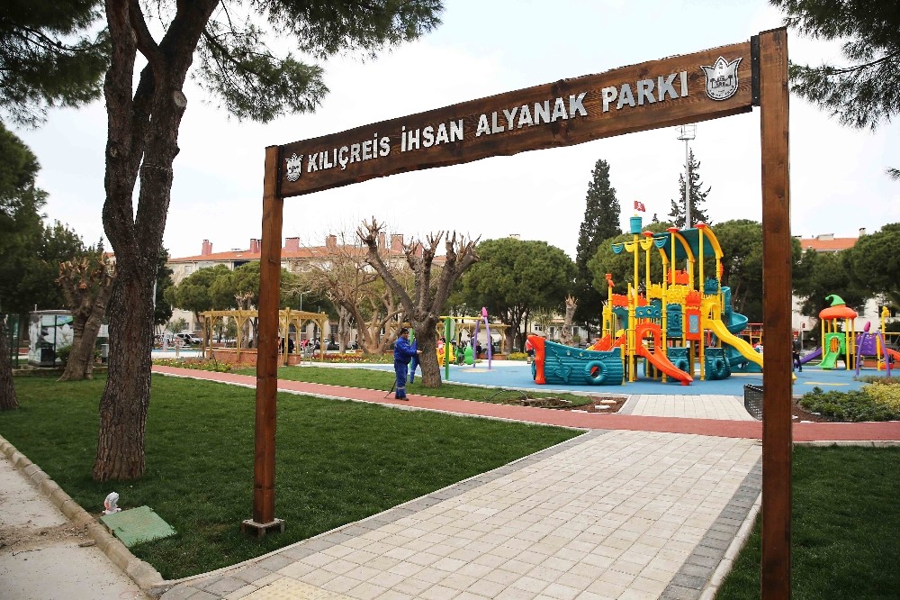 Yenilenen İhsan Alyanak Parkına anlamlı açılış