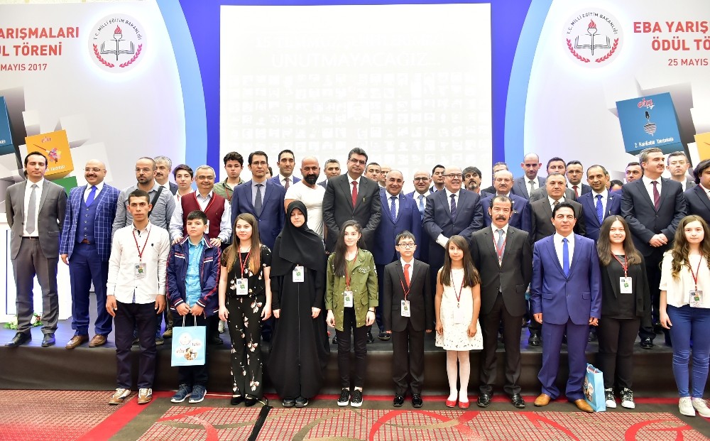 Milli Eğitim Bakan Yardımcısı Erdem, EBA Yarışmaları ödül törenine katıldı