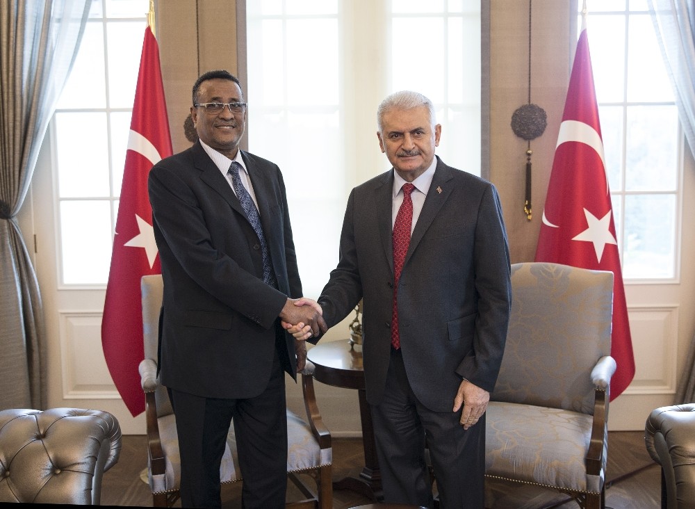 Başbakan Yıldırım, Sudan Cumhurbaşkanı Yardımcısı Hamid ile görüştü