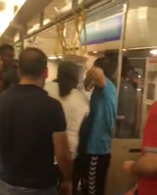 İZBAN’da bıçaklı dehşet: 1 hafif yaralı