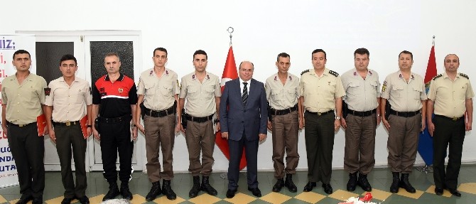 15 Temmuz kahramanlarına plâket