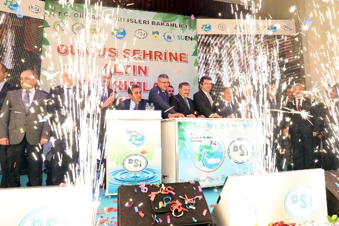 Bakan Eroğlu, Gümüşhane’de temeli atma açılış törenine katıldı