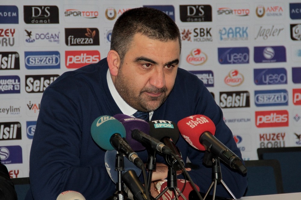 Ümit Özat:
