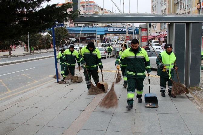 Çankaya’da temizlik ekipleri görev başında