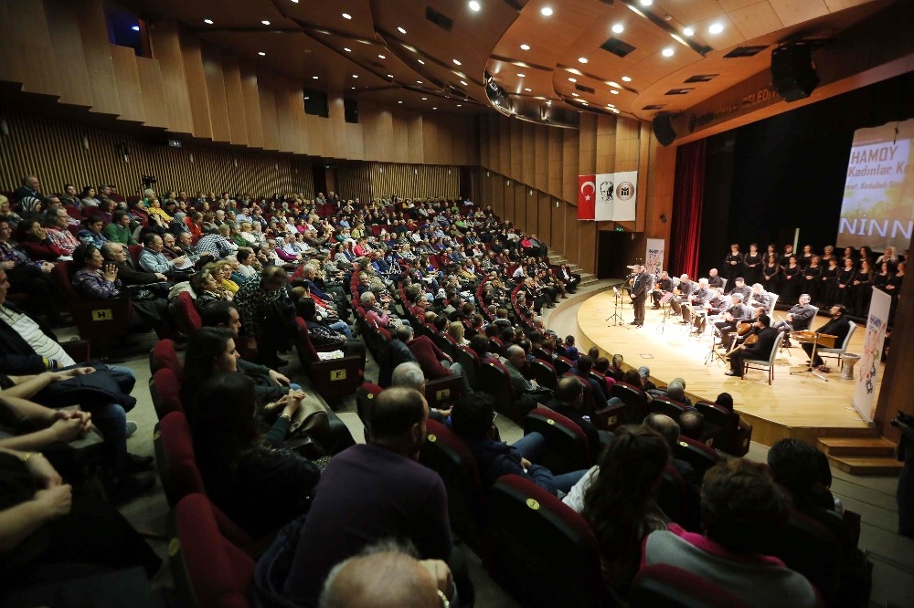 Yenimahalleliler “Ninniler” konserinde buluştu