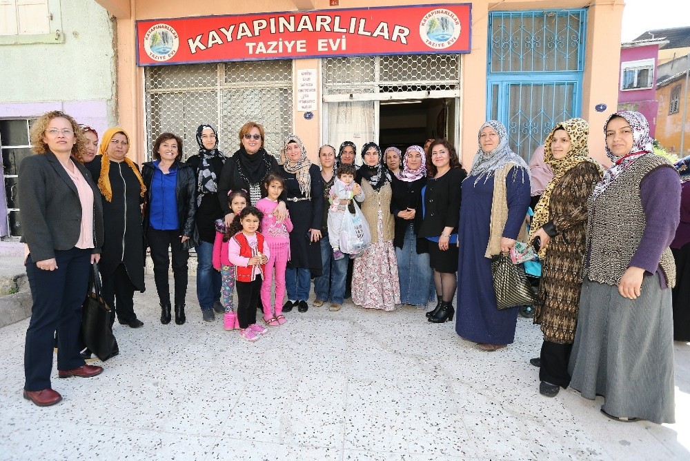 Başkan Pekdaş halkı dinliyor