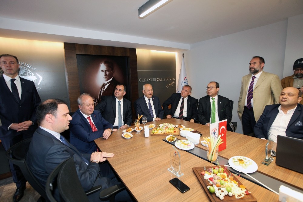 Genç Girişimcilere yeni dernek merkezi