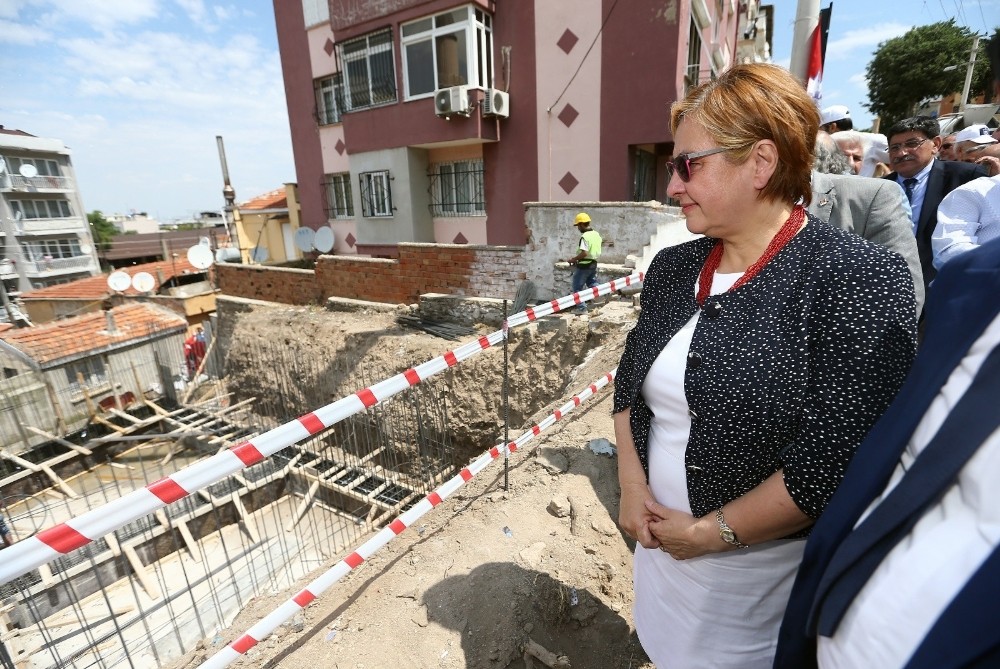 Konak’ta 12. semt merkezinin temeli atıldı
