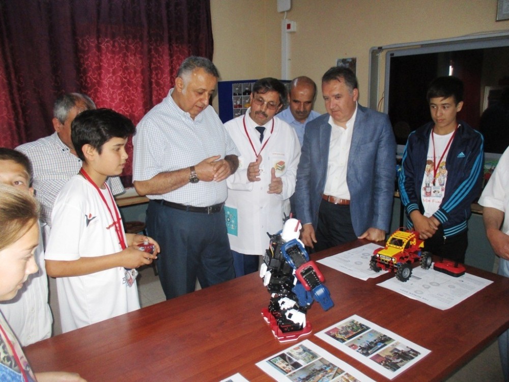 Bademli’de öğrenciler 5. kez TÜBİTAK heyecanı yaşadı