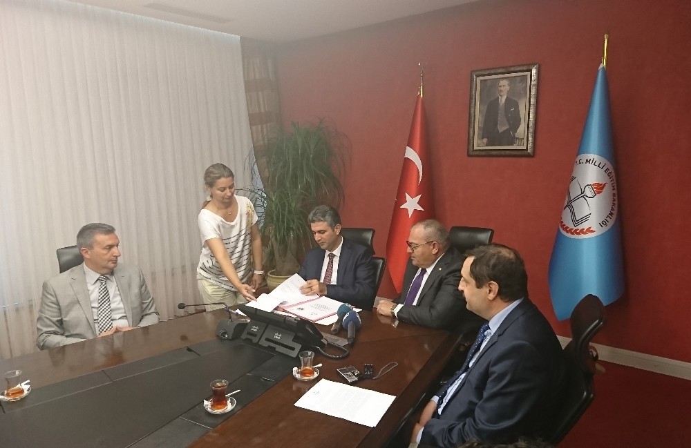 Sahte diplomaya son