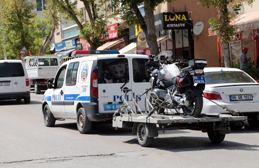 Yunus ekipleri kaza yaptı: 2 polis yaralı