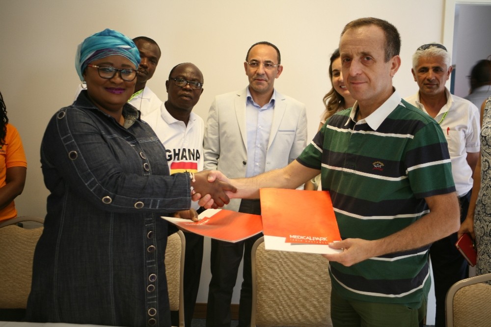 Medical Park İzmir Hastanesi ile Gana arasında protokol
