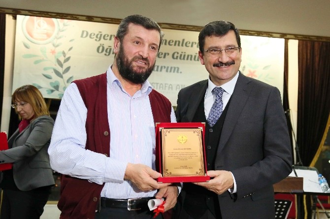 Başkan Ak öğretmenlerle buluştu