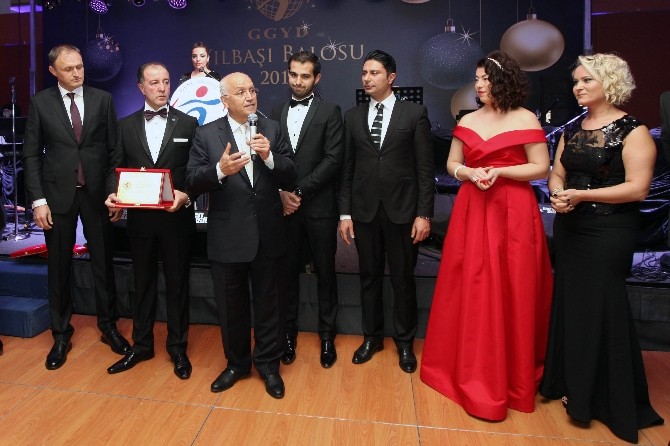 Yaşar, ‘Genç Girişimcileri’ yalnız bırakmadı
