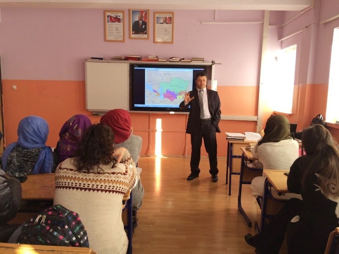 İzmir Buca’da Hoca Ahmet Yesevi konferansı yapıldı
