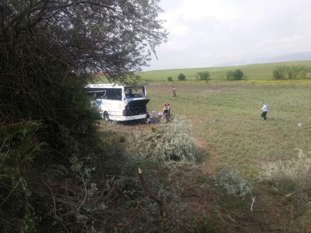 Ankara-Çankırı Karayolunda otobüs kazası: 8 ölü,11’i ağır 32 yaralı