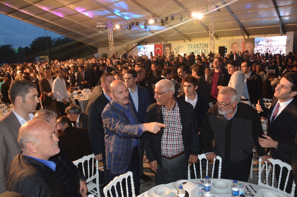 Şimşek, Soylu ve Özlü ilk iftarını Trabzonlularla açtı
