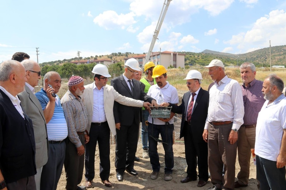 En mübarek temel Bergama’da atıldı