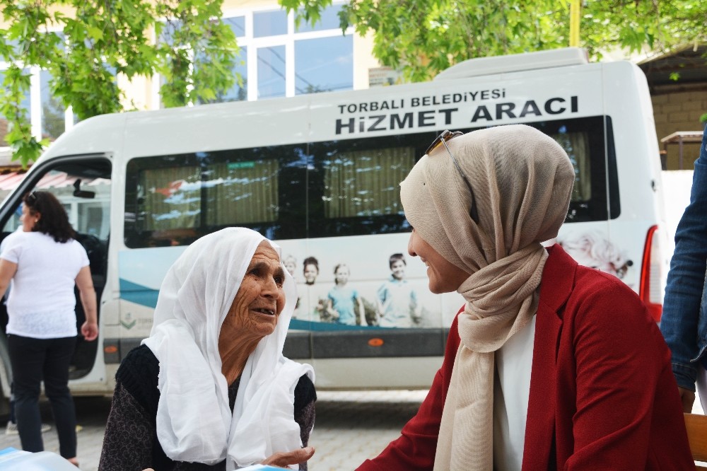 Torbalı’da evde bakım hizmeti vatandaşların umudu oldu