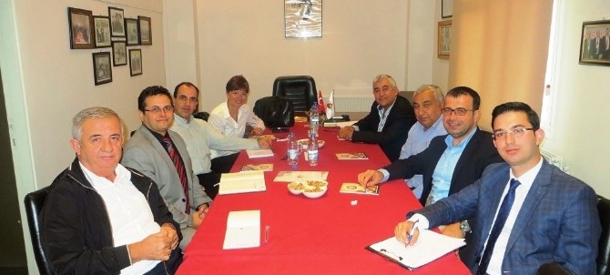 ÖTB üyelerine ihracat eğitimi verecek