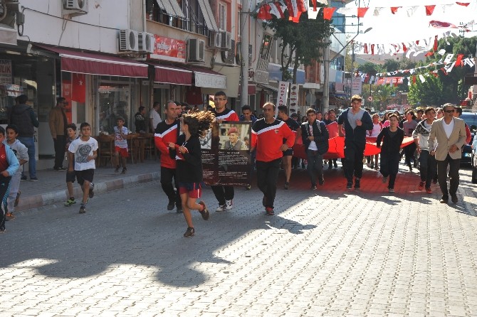 15 Temmuz şehidi Ömer Halisdemir için koştular