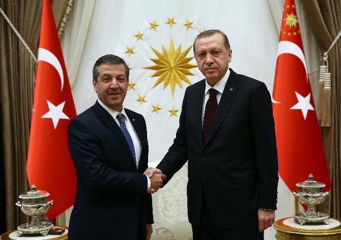 Cumhurbaşkanı Erdoğan, KKTC Dışişleri Bakanını kabul etti
