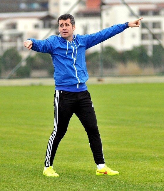 Altınordu 5 futbolcuyu gönderdi
