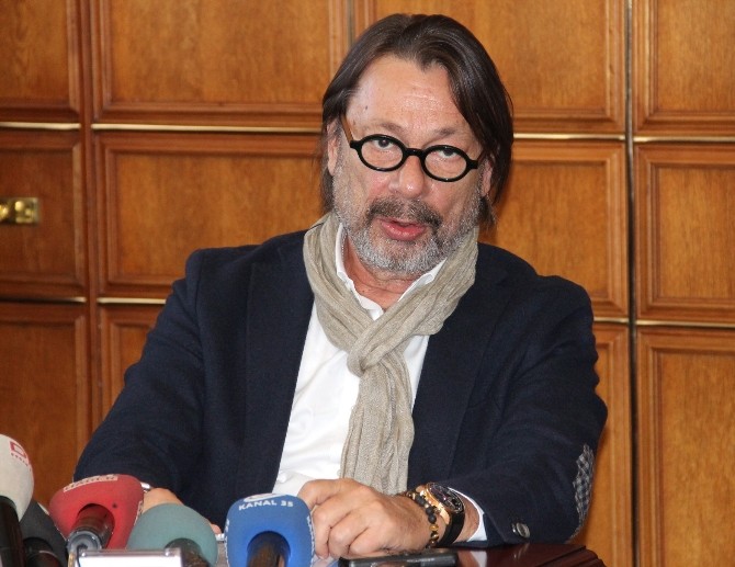 Murat Akın Göztepe’de
