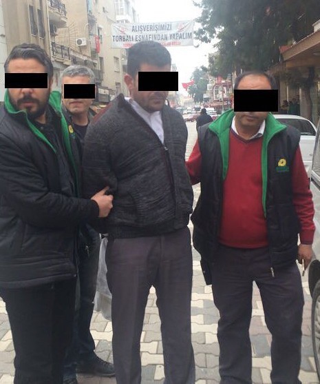 İzmir’de film gibi ’dolandırıcılık’ operasyonu