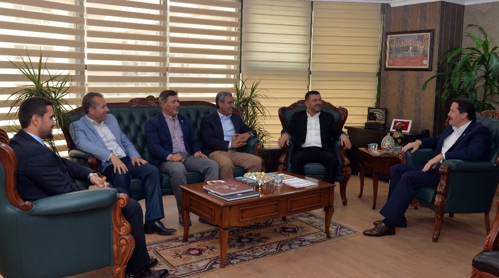 CHP Genel Başkan Yardımcısı Ağbaba’dan Memur-Sen’e ziyaret