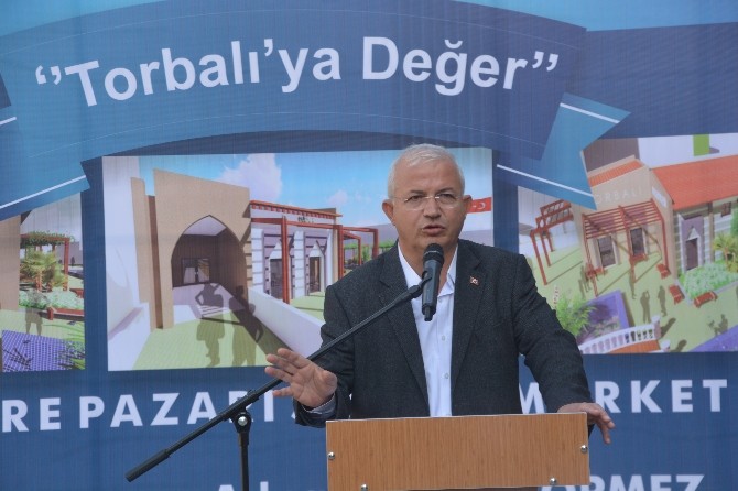 Torbalı’da 512 metrekarelik sosyal marketin temeli atıldı