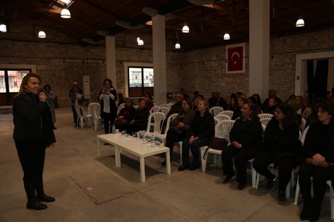 ’Pembe de Bizim Mavi de Bizim’ etkinliğine yoğun ilgi