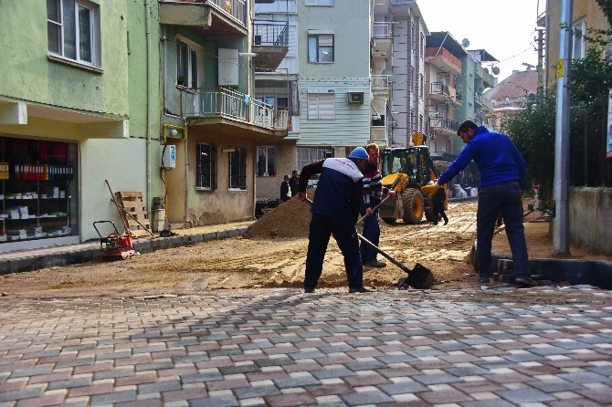 Kemalpaşa’da yol yapım seferberliği