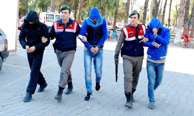 Torbalı’da vatandaşları canından bezdiren hırsızlar yakalandı
