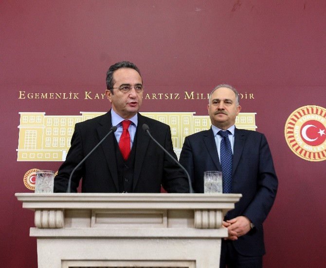 CHP’li Bülent Tezcan’dan ’anayasa değişikliği’ değerlendirmesi
