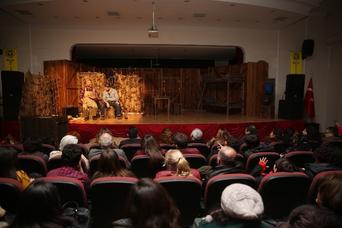 Fareler ve İnsanlar Buca’da sahnelendi